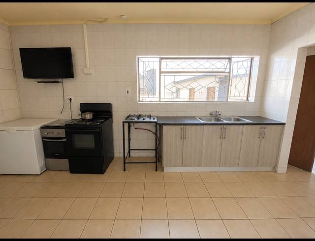 14 BEDROOM HOUSE FOR SALE IN VANDERBIJLPARK SE 7